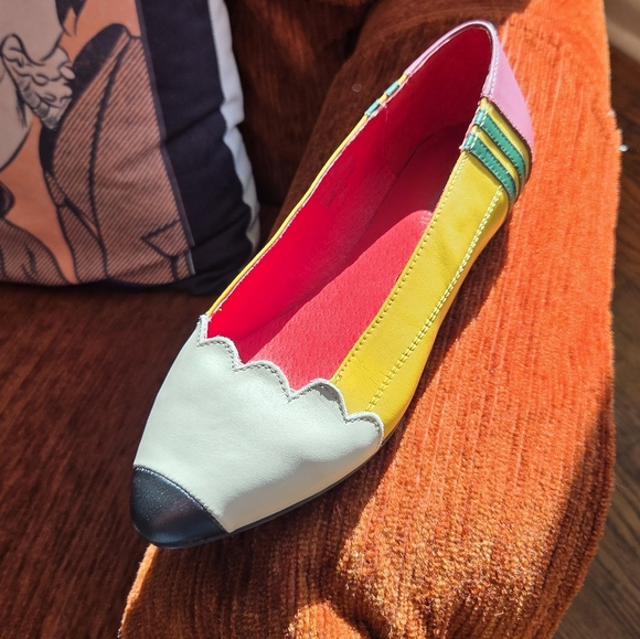 Jeffrey Campbell Pencil Me In Flats Size 6 - Picture 5 of 11